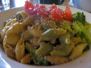 vegan mac & cheese with steamed broccoli, fresh tomato, and gomasio